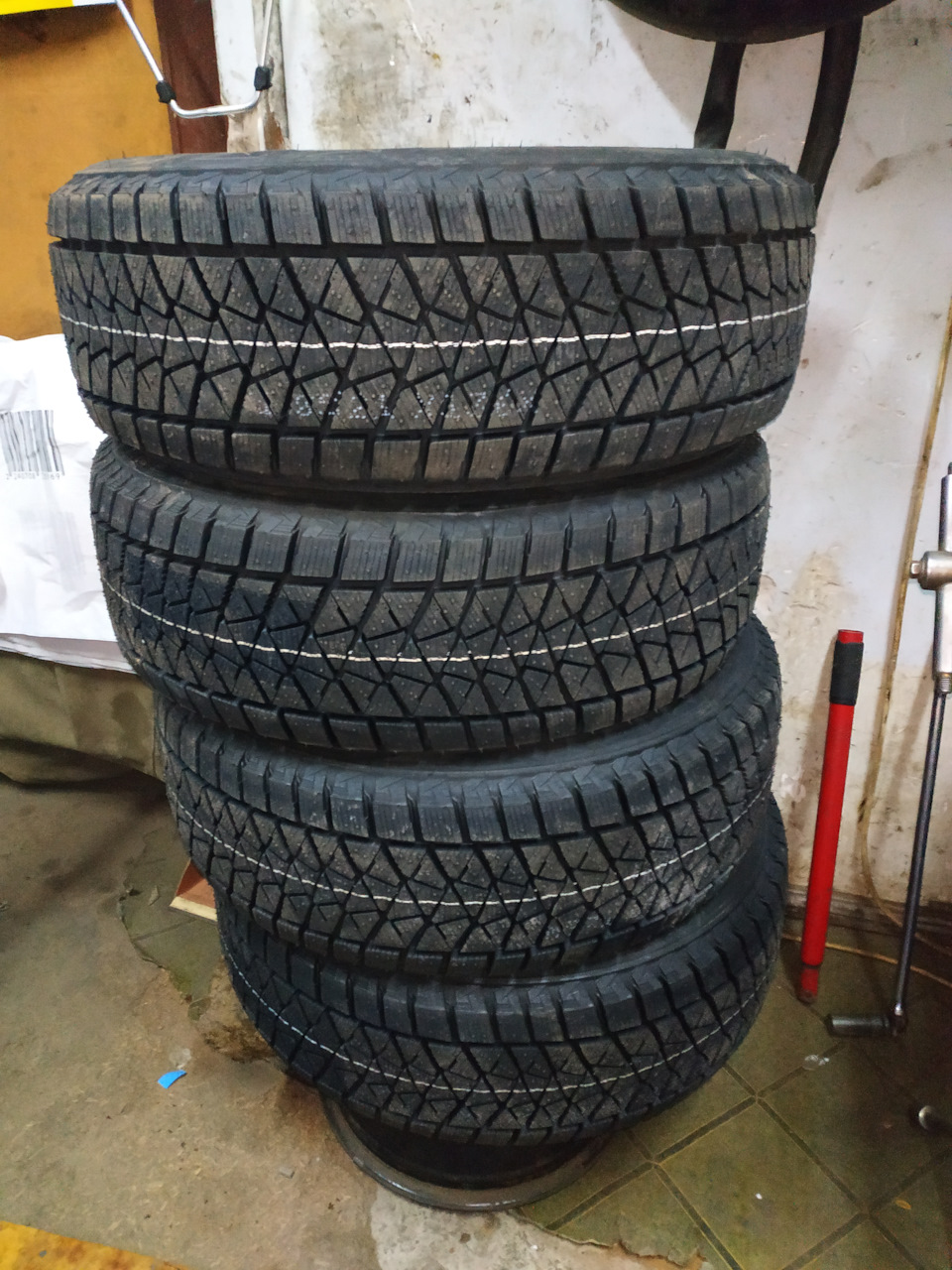 Круїз-контроль та Bridgestone Blizzak DM-V2 3