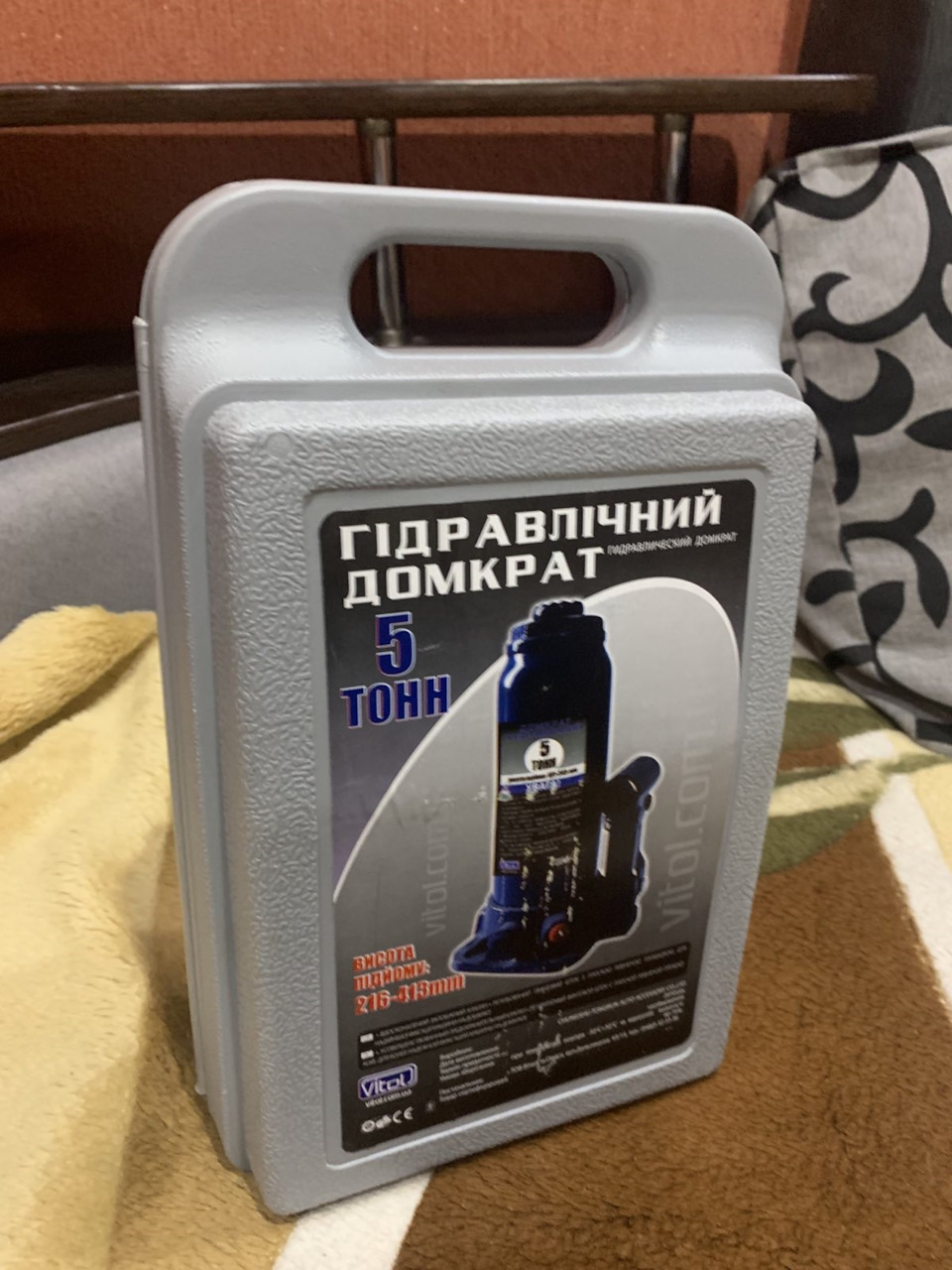 Пляшковий домкрат Vitol 1