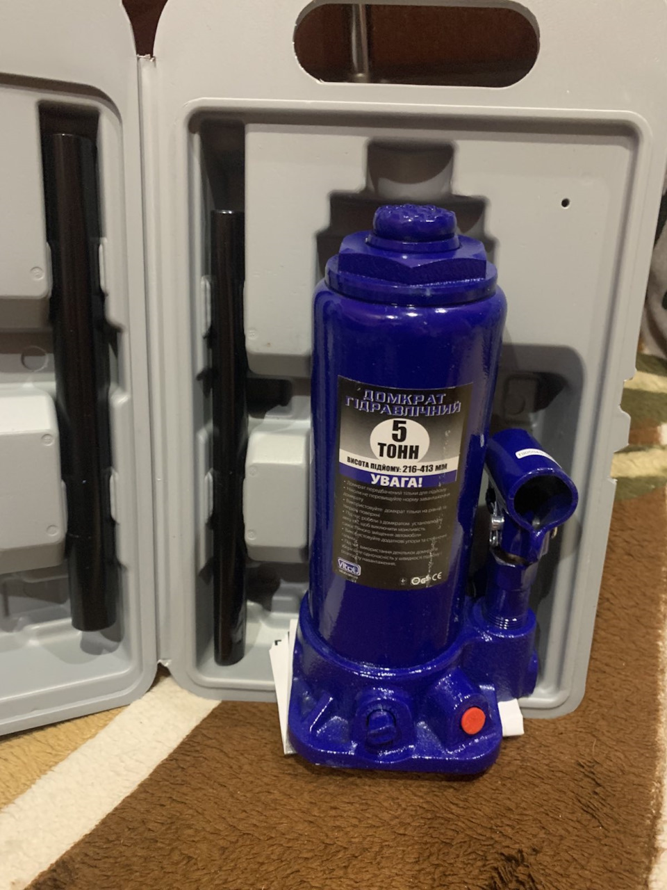 Пляшковий домкрат Vitol 3