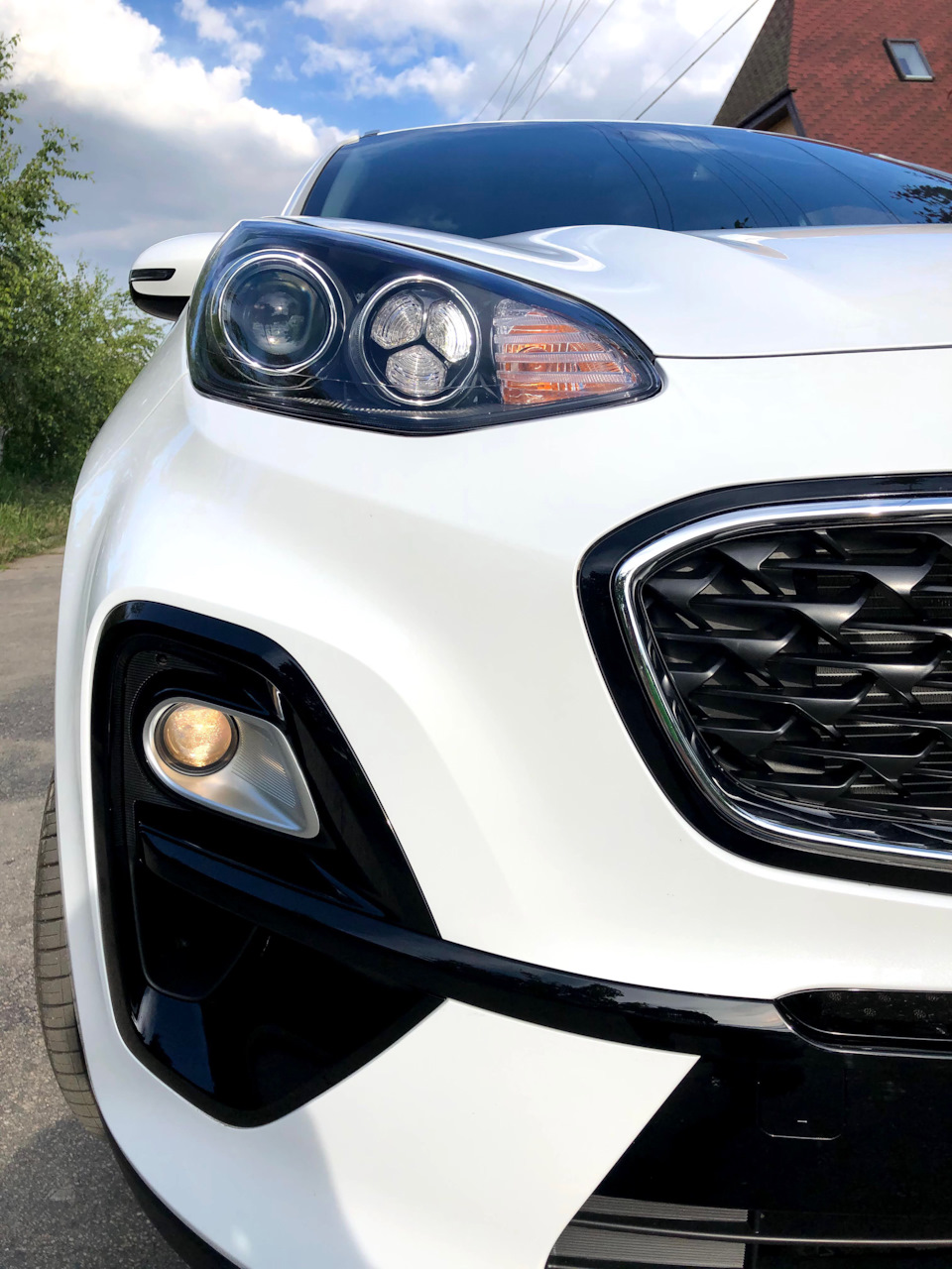 Знакомимся с Kia 4