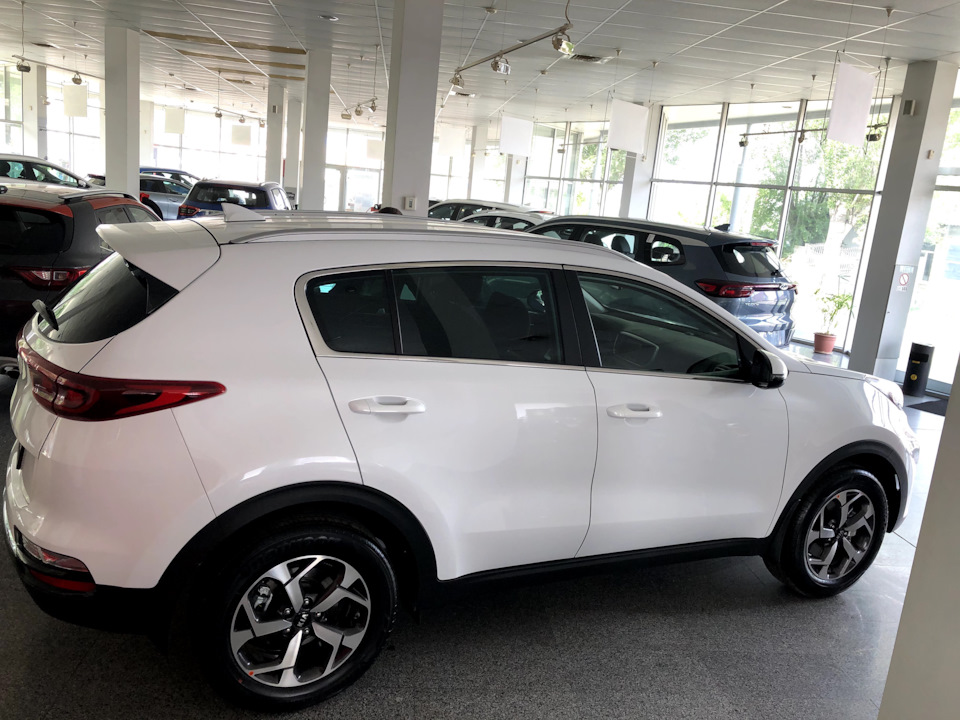 Знакомимся с Kia 2