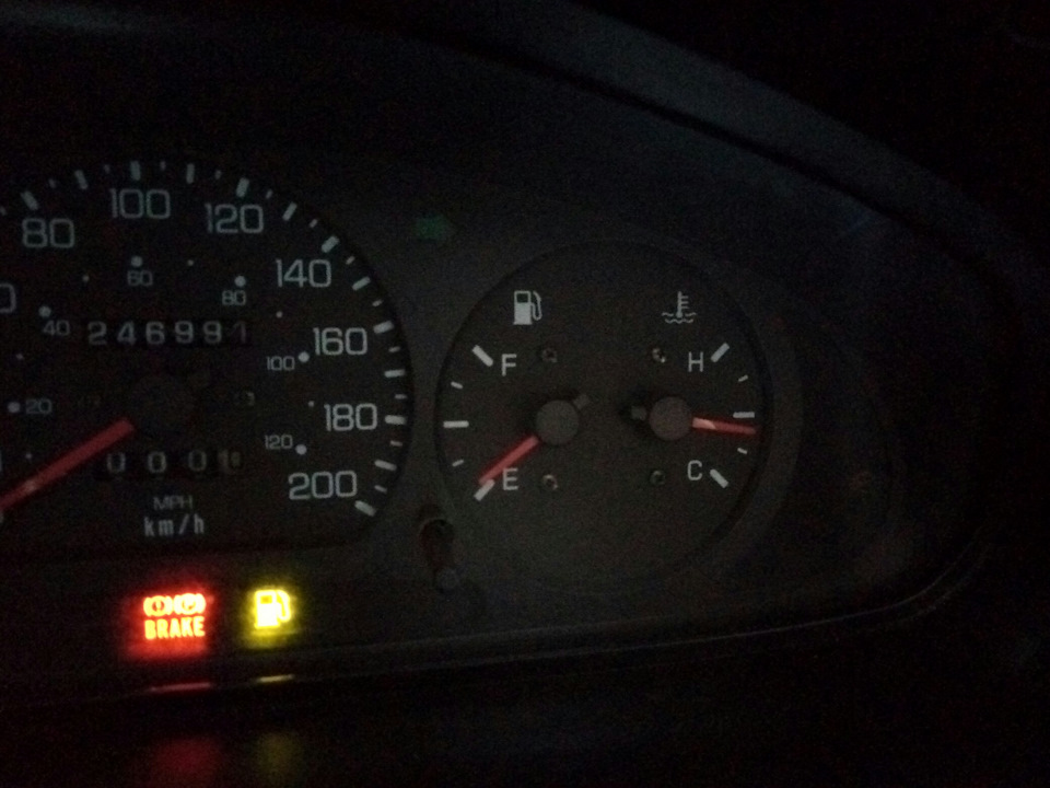 Після заміни ДУТ не гасне лампочка 1
