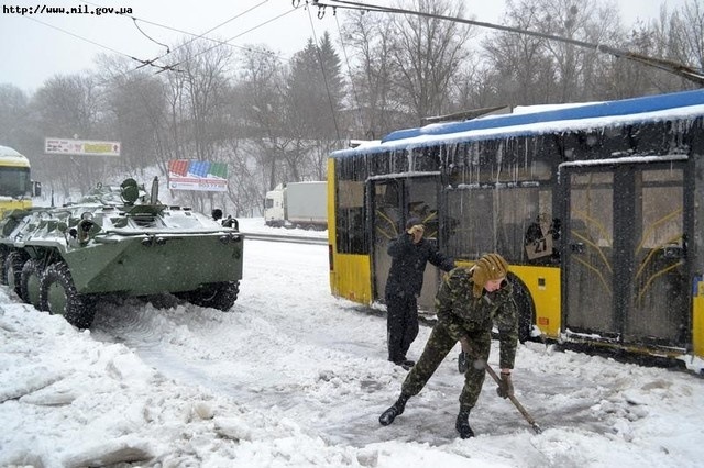 51 лютого. Підвівся вранці — прибрав свою планету. 4