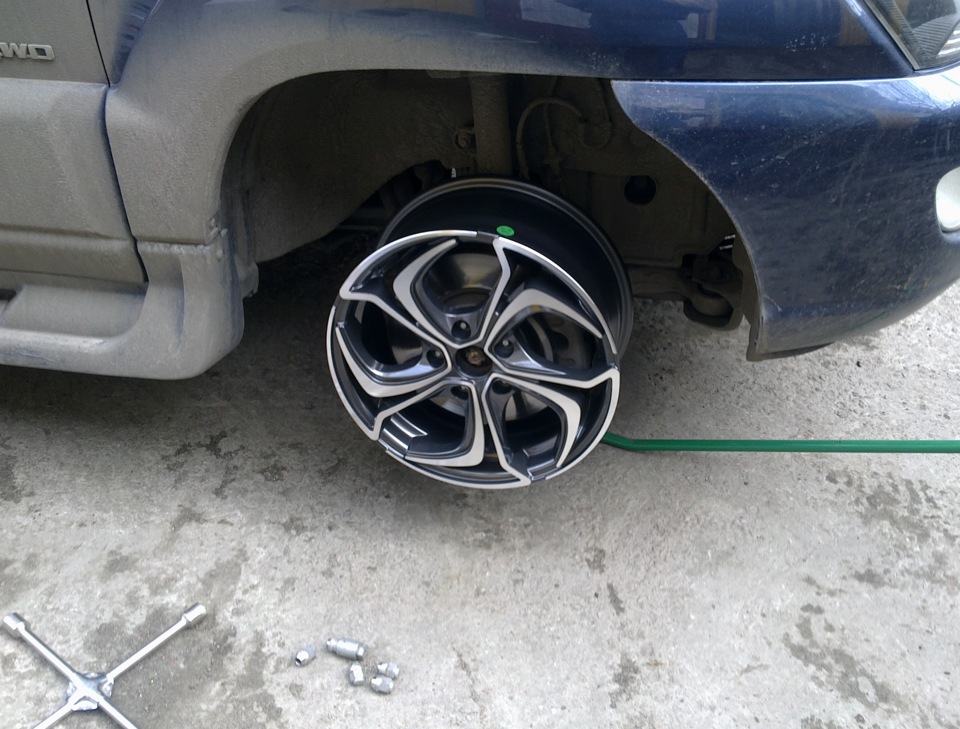 Диски на літо RS 586J MG 2