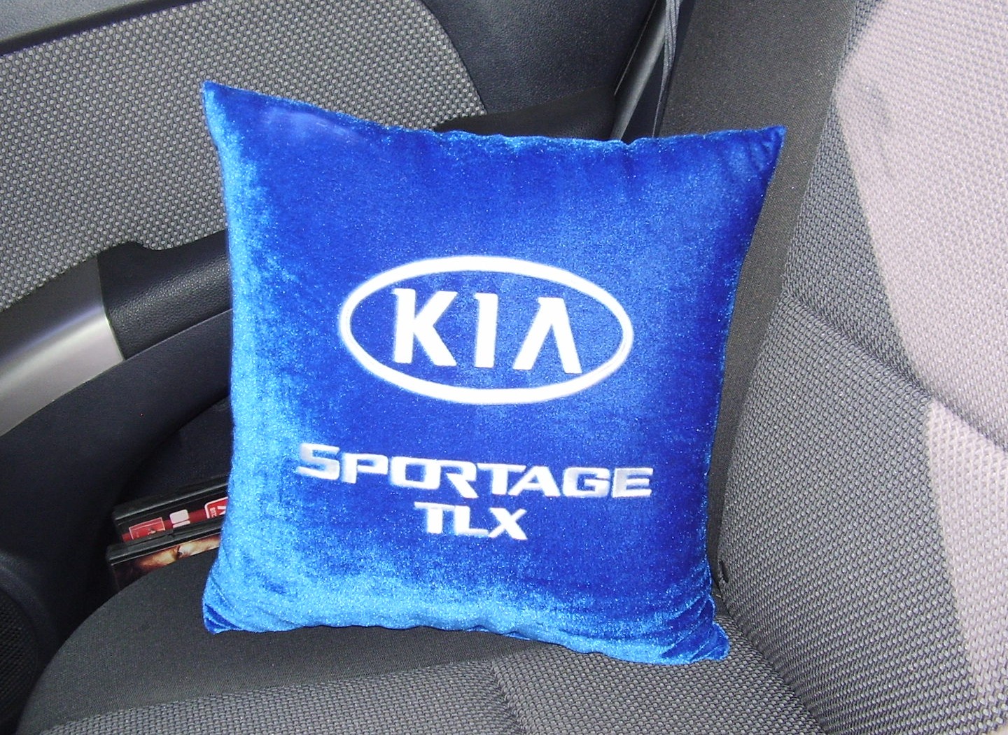 Подушка TLX або трохи гламуру:) 1