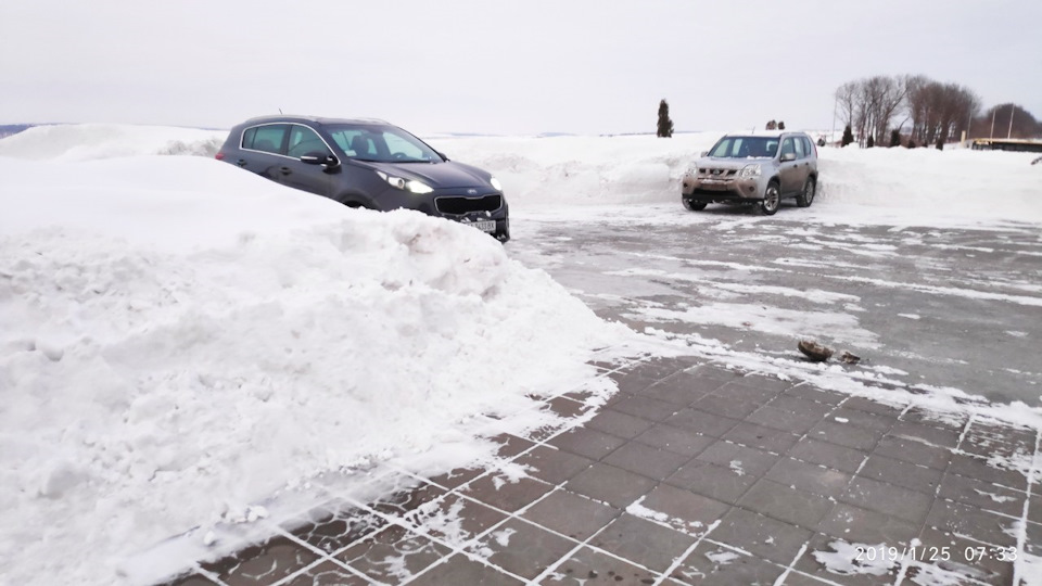 Сніжок сипнуло 2