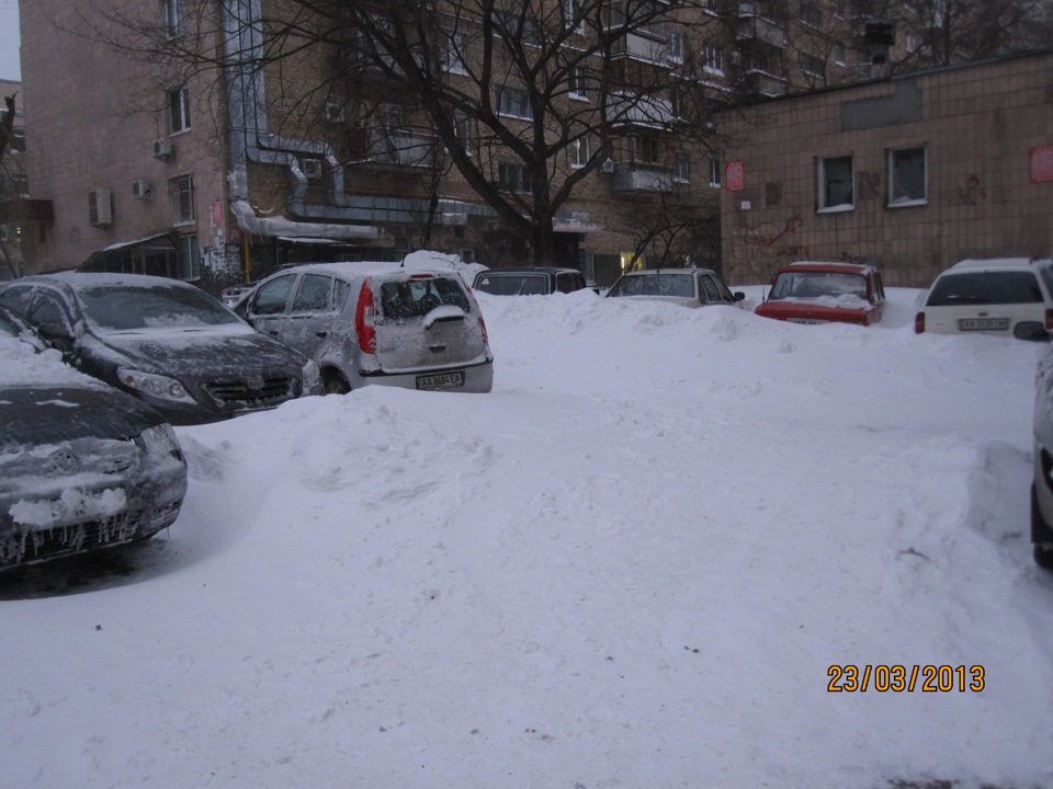 сніг у Києві 4