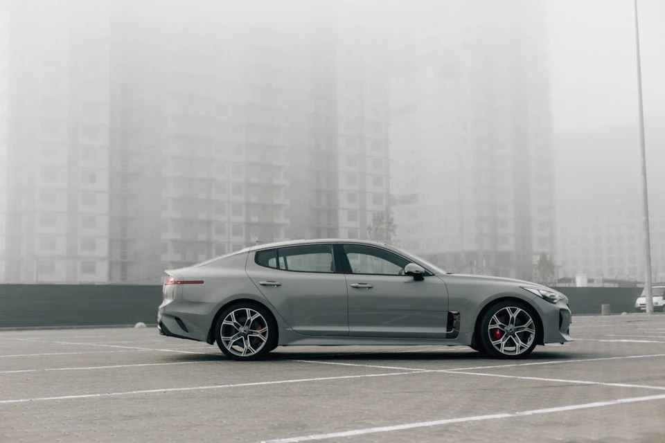 KIA Stinger GT2