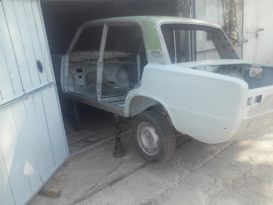 Фарбування салону 5
