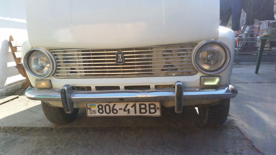 Передні габаритні вогні 4