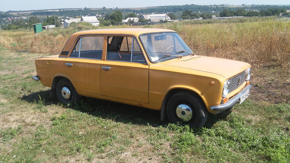 Фотосет серед українського села 3