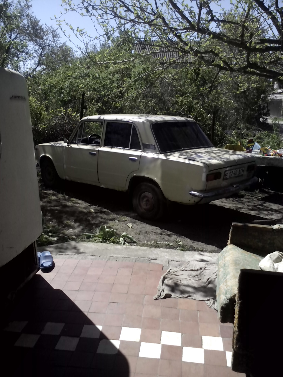 З 1 травня. 1