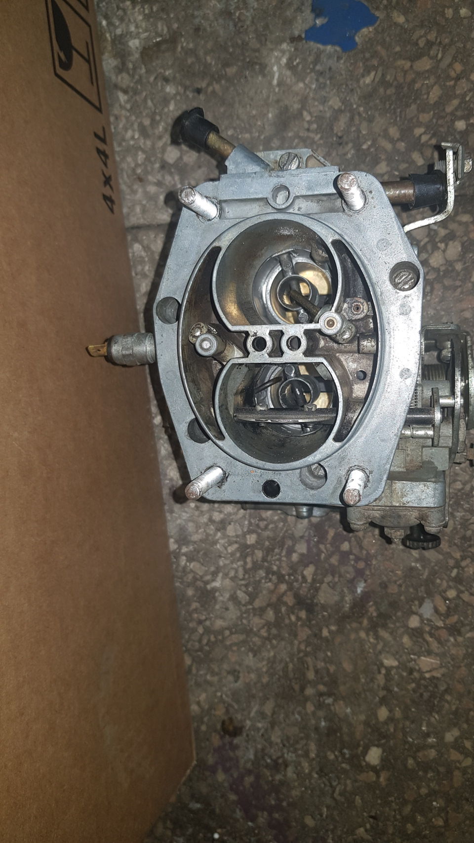 Карбюратор 21083 Solex-ДААЗ Спорт, дифузори 28*28 1