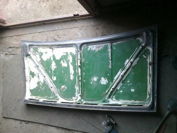 Дно під запаску в багажник 1