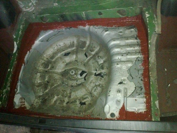 Дно під запаску в багажник 5