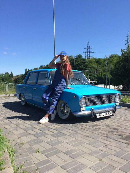 фотосесія на заправці.) 3