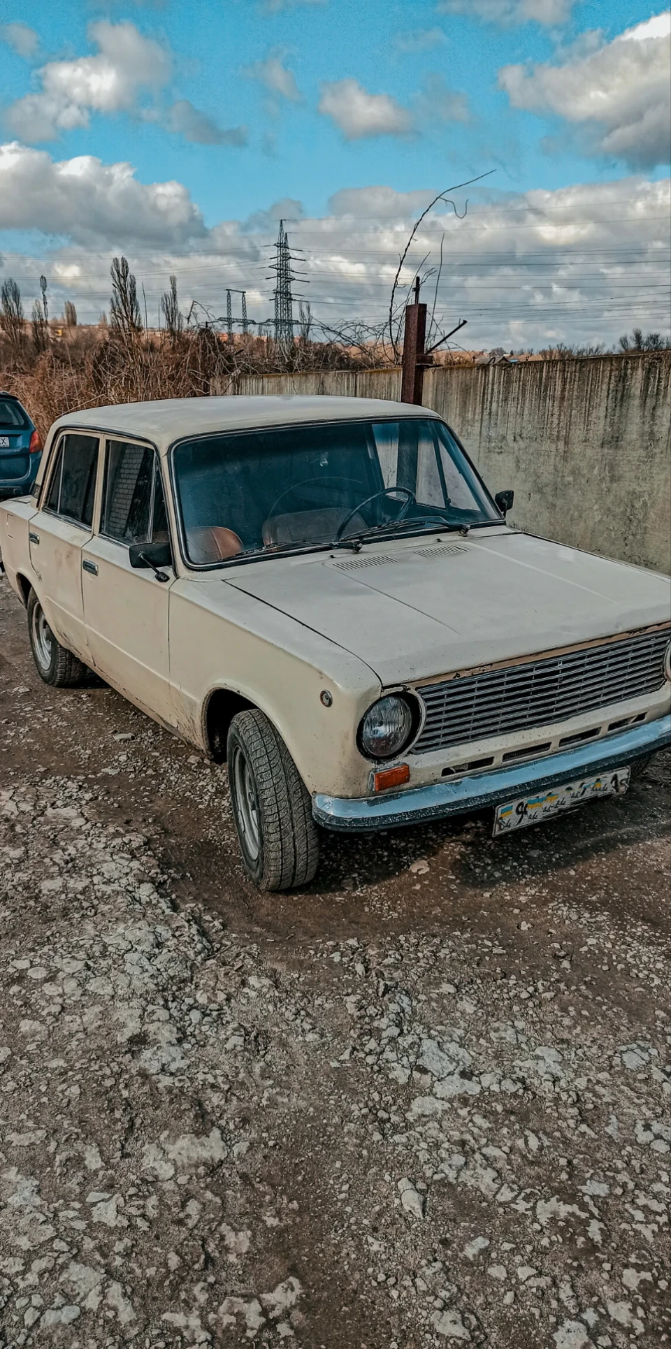 Нарешті залишила житло в гаражі