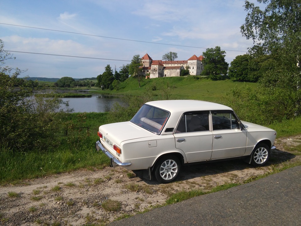 І знову замок-замок Свірж 3