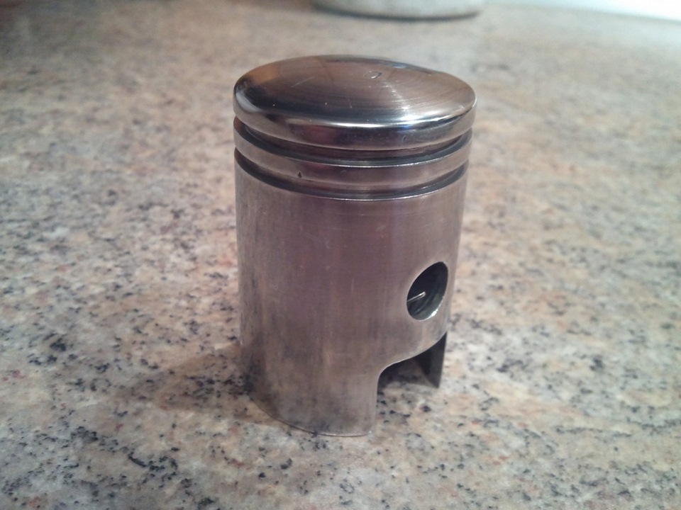 Поршень на ручку передач! 1