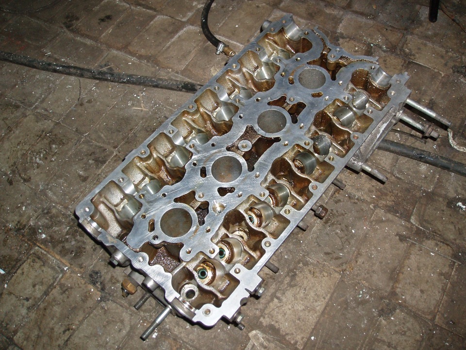 Головка 16V 3