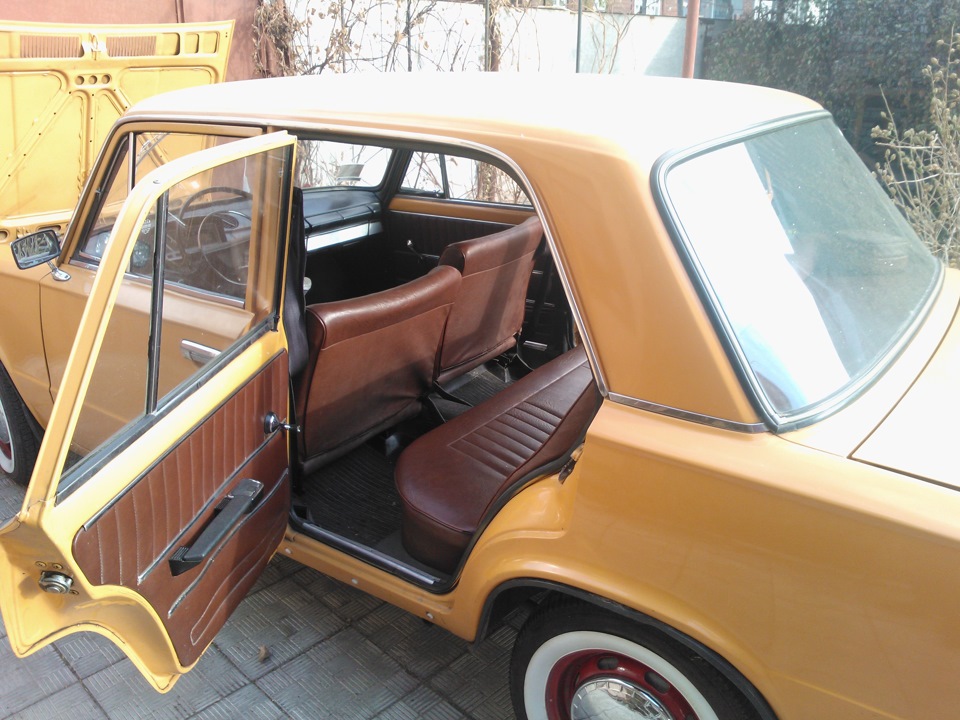 Салон автомобіля 4