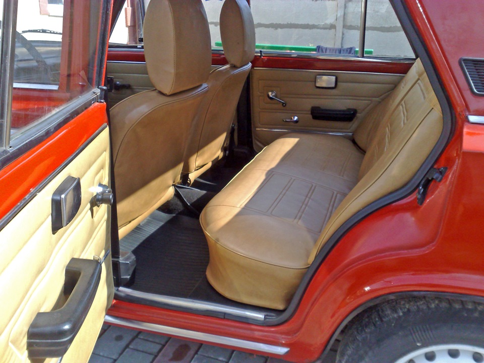 Килимки в салон 3