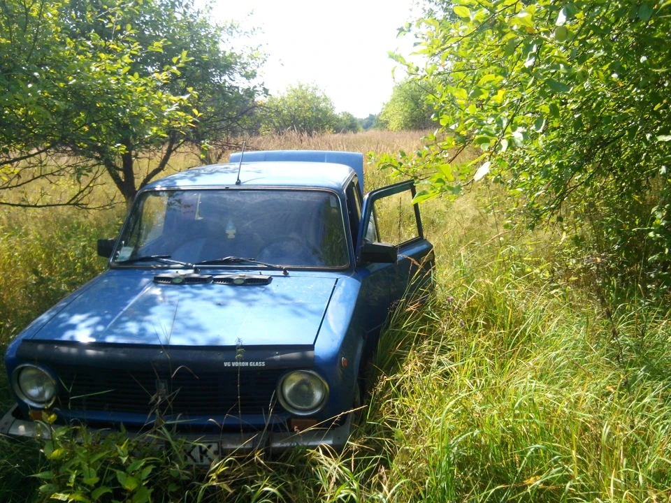 Яблука))