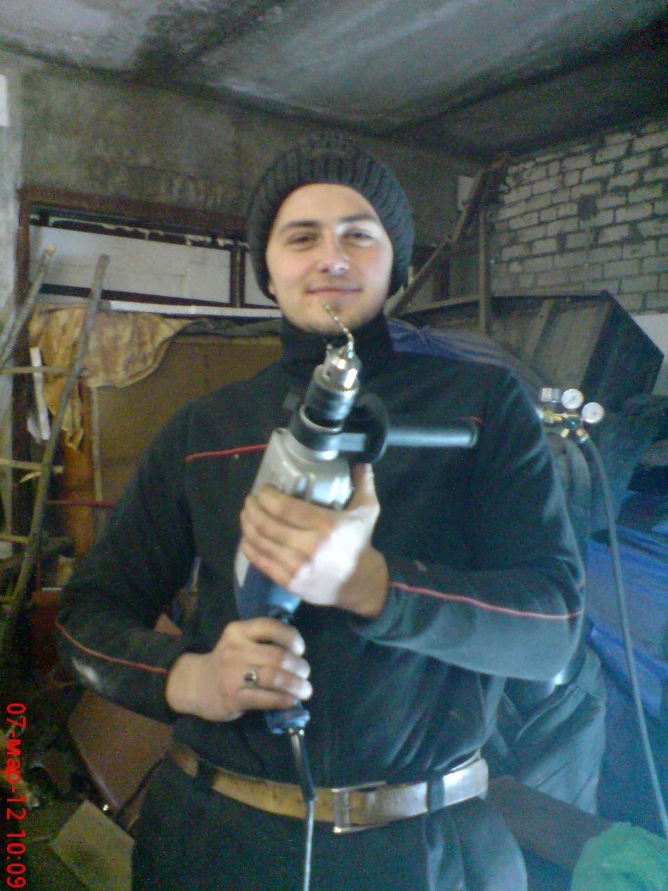 нудно було