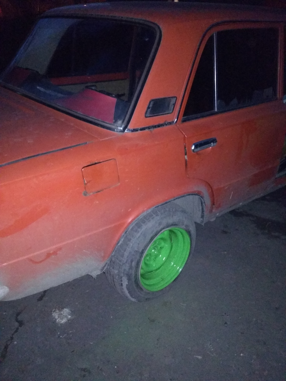 Пофарбував 4