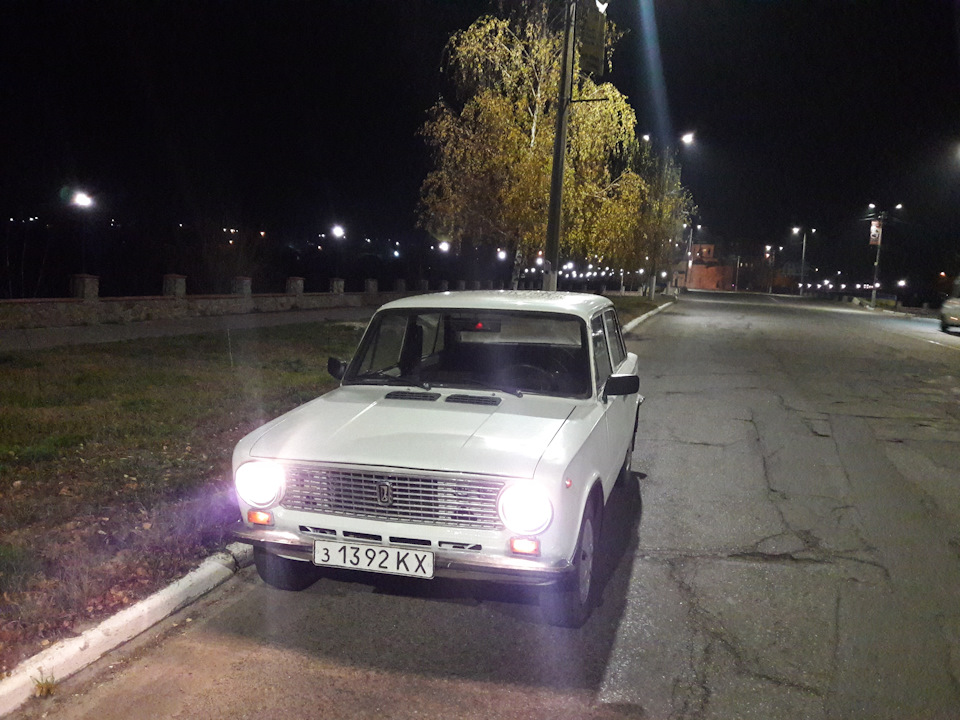 Вихідний) 1