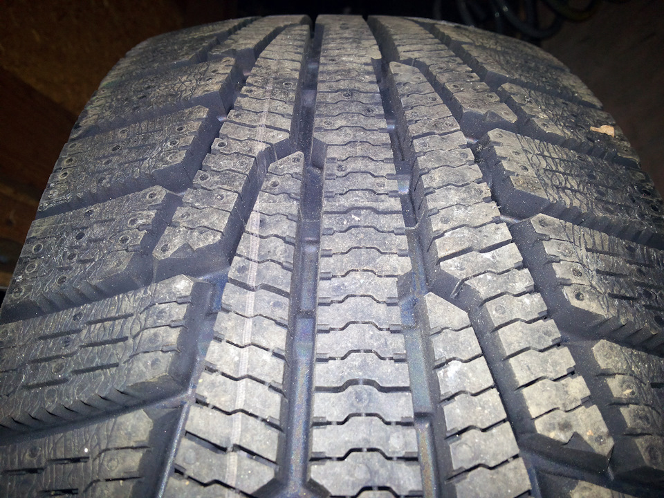 Зимові капці Kyowa Racing KR-326+NOKIAN NORDMAN RS2 1