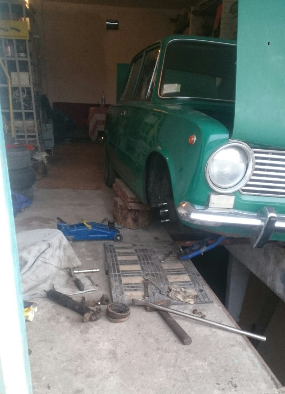 Front suspension 1