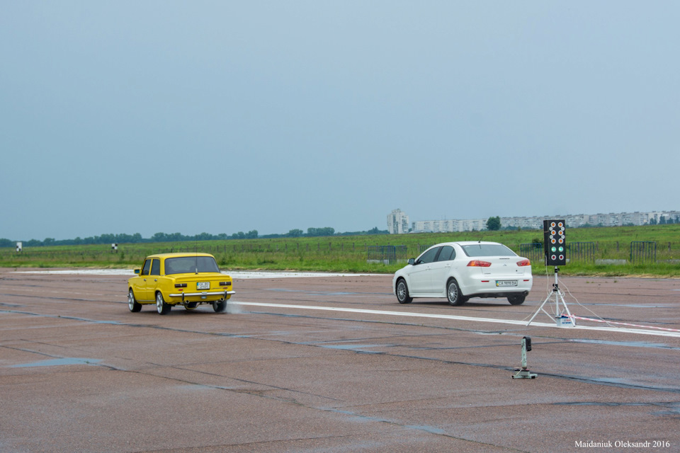 DRAG RACING 4