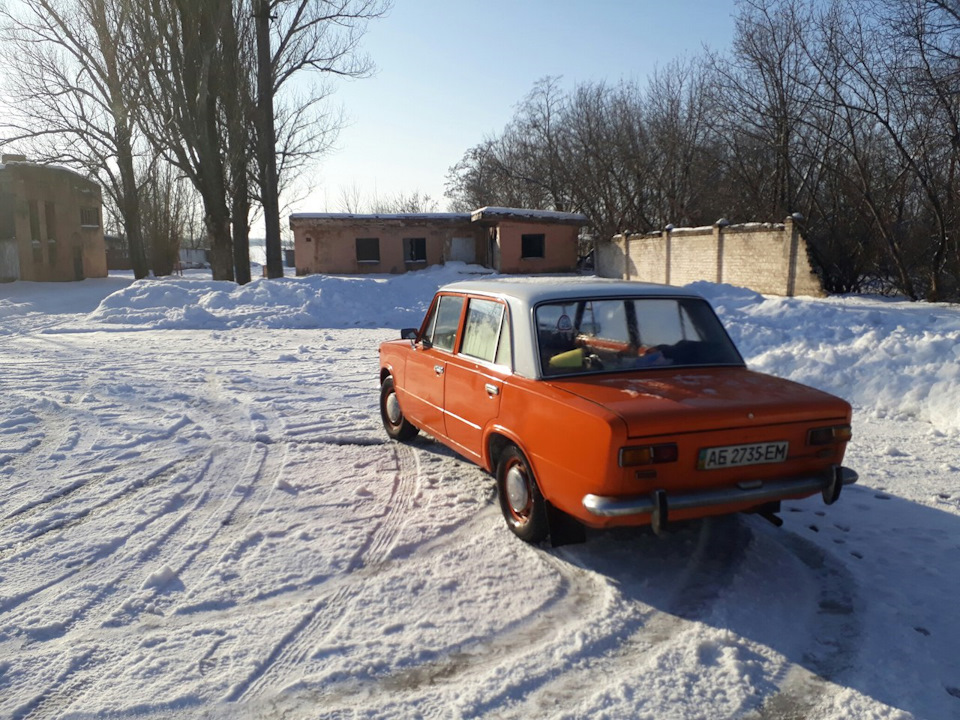 Заїхав на покинуту військову базу (фото) 1