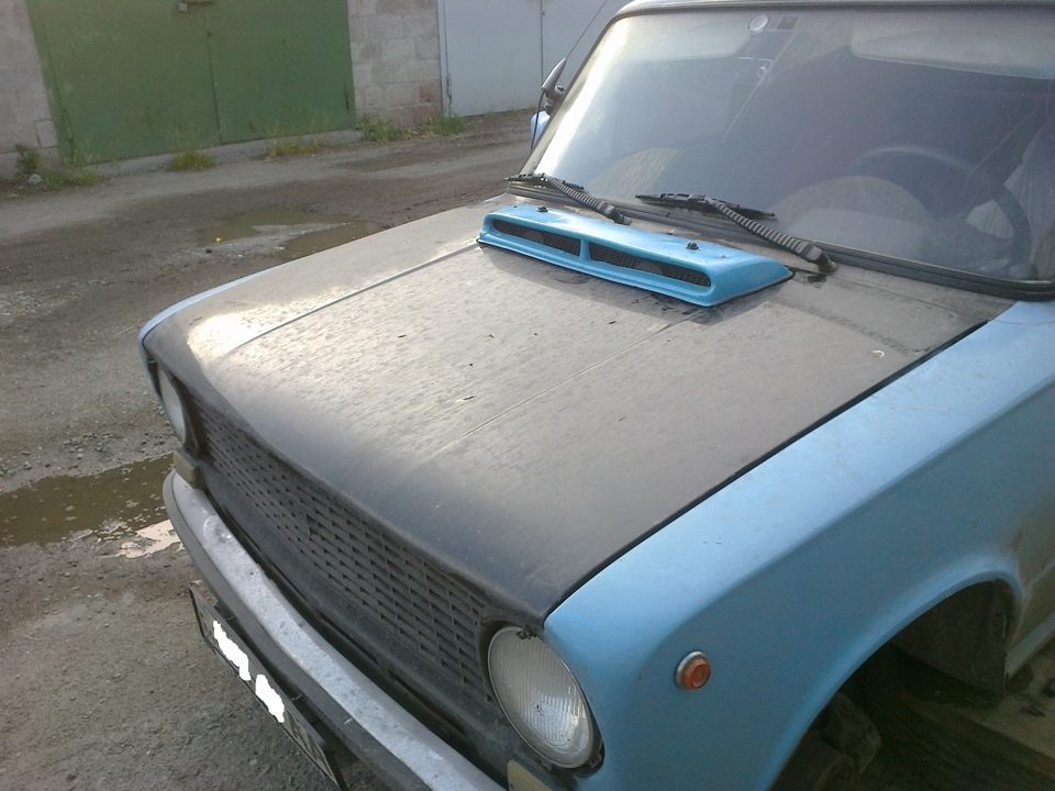 півдня в гаражі 4