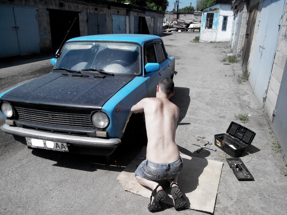 півдня в гаражі 3