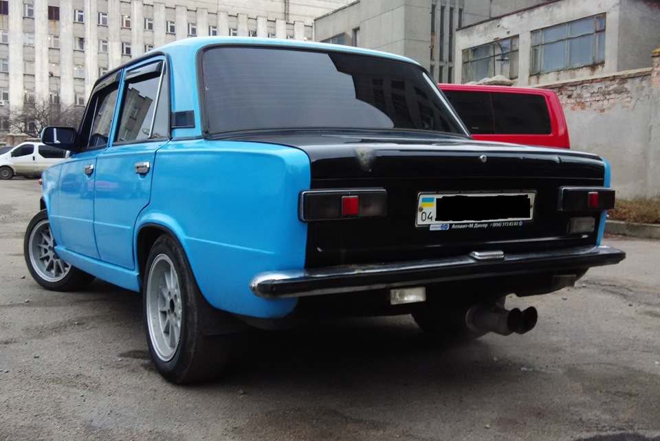 Задня hella black 3