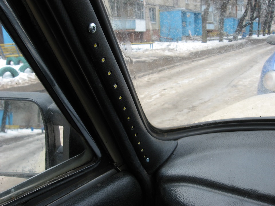 ВНУТРІШНЕ ОСВІТЛЕННЯ АВТО 1