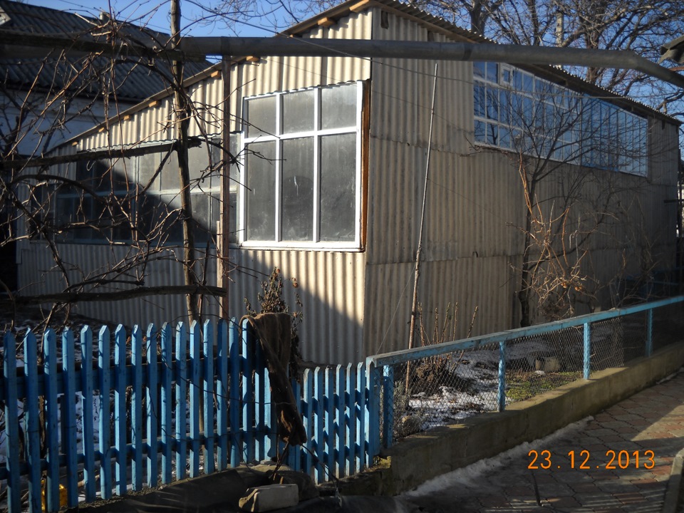 Новий гараж для всієї зграї 2  Пофарбували  3