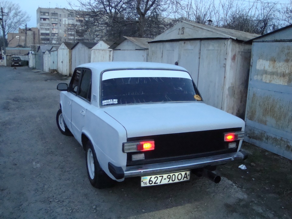 наклейка) 2