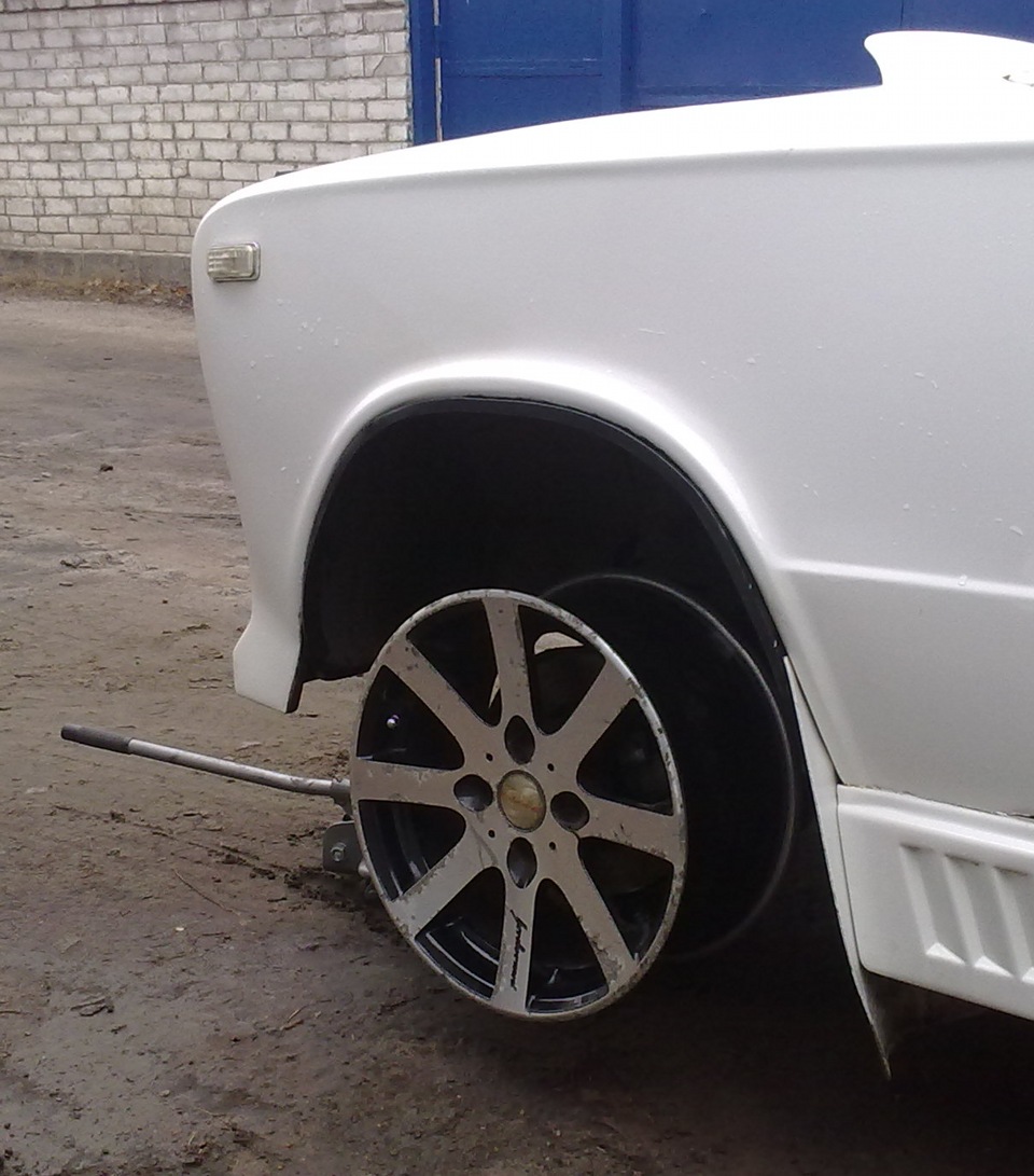 Купив R15 RS MOTORSPORT 1