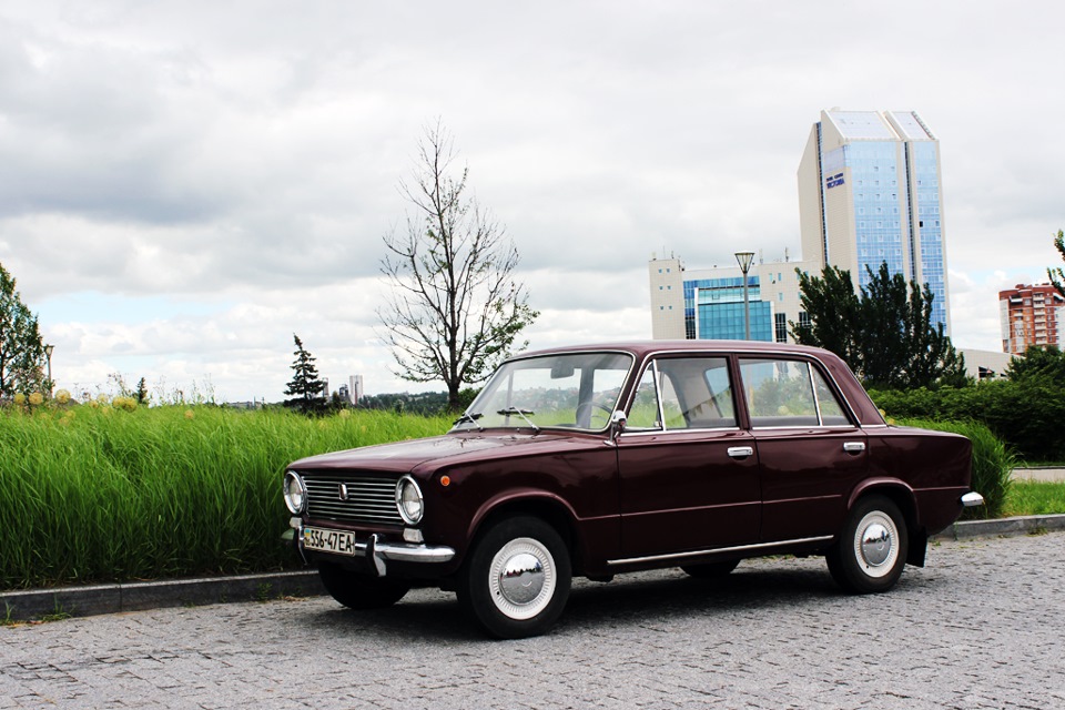 Автовиставка. 3