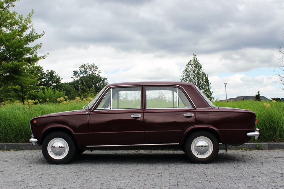 Автовиставка. 4