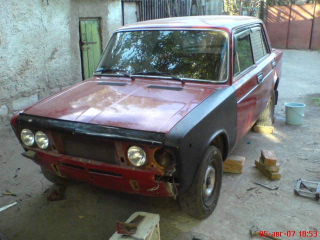 колишня ВАЗ 2103 2