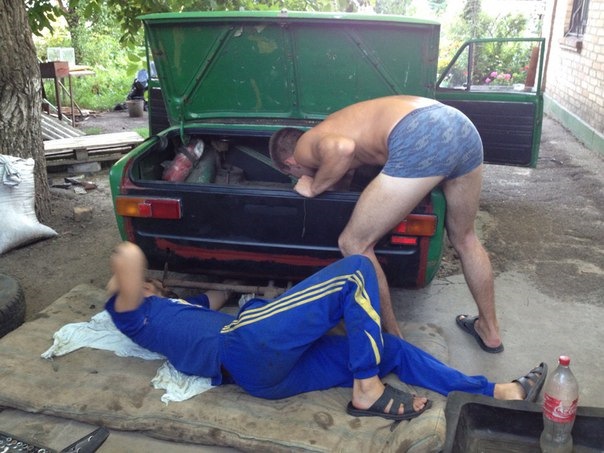 Заміна задньої панелі 1