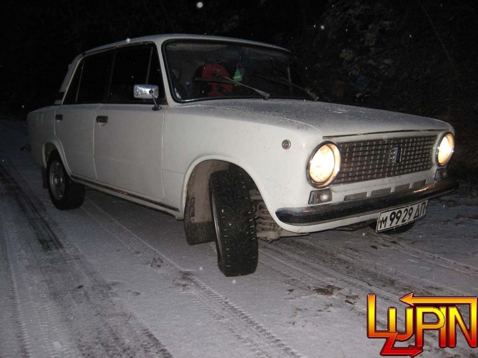 Перший сніг 2012 та побажання до нього. (Цікаво, ті, хто потрапив під четверту категорію покажуть своє обличчя та залишать гнівні коментарі?) 1