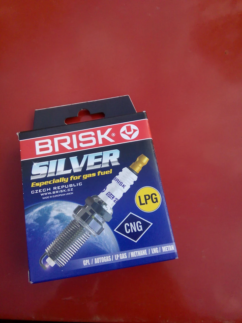 Заміна свічок на Brisk Silver