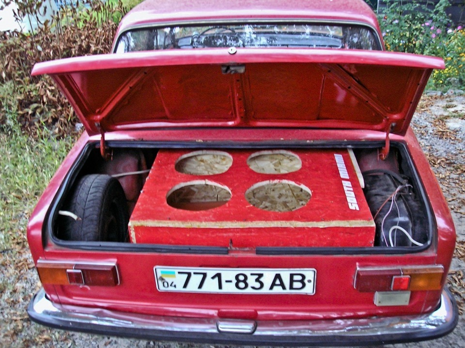 Livin' Loud або 2*15 3