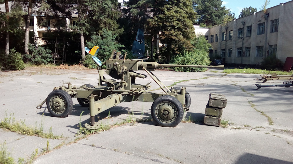Виставка зброї 3