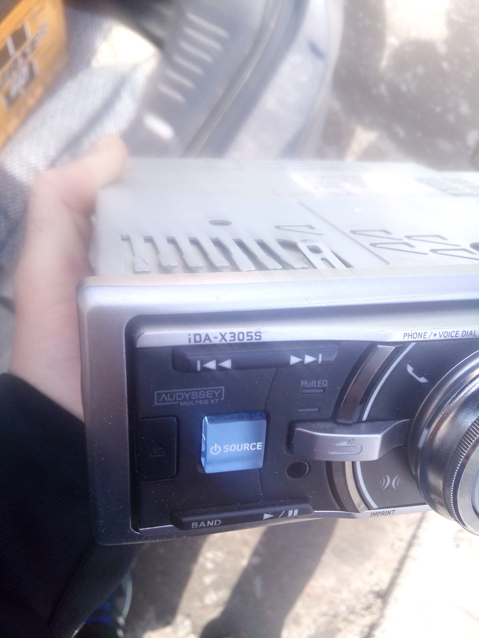Alpine iDA-X305S, шумка дверей та подіуми 1